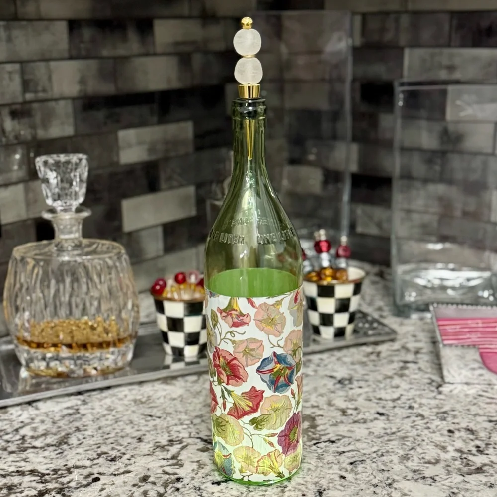 Hand crafted recycled sea glass wine bottle stopper white frost